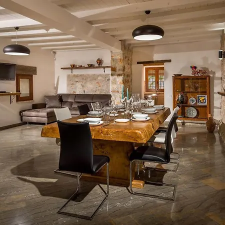 Thalia 카스텔라마레델골포